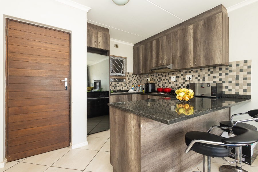 2 Bedroom Property for Sale in Buh Rein Estate Western Cape